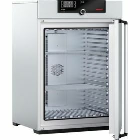 Memmert UF260 - four, Air forcé, 300°C, 256L