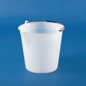 Seau en LDPE 12 L avec bec verseur